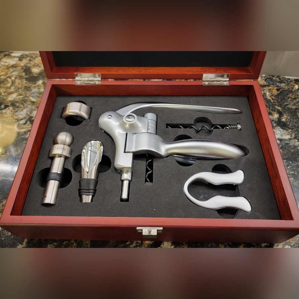 Wine Connoisseur Vintage Brookstone Heritage Opener Set NWOB - Picture 3 of 6